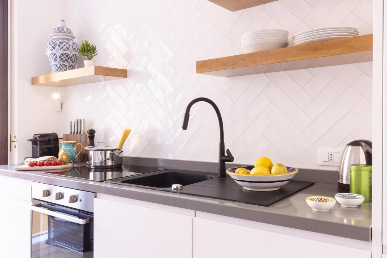 4711 Boutique Apartment Сорренто Экстерьер фото